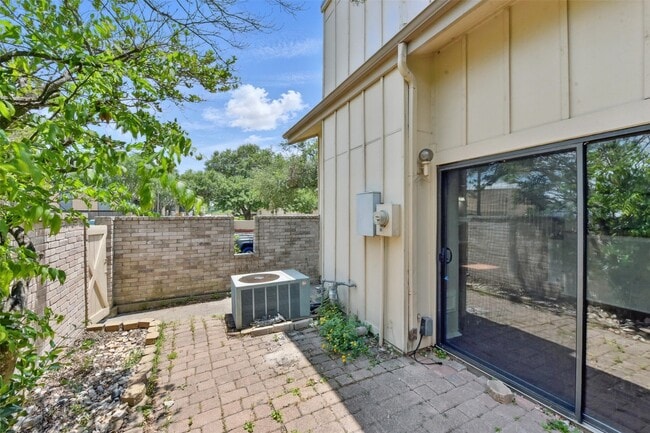 Photo - 3126 Windchase Blvd Unit 421