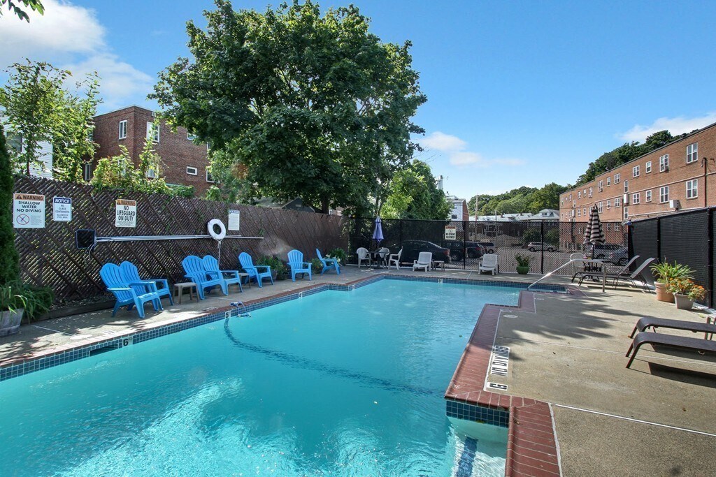 Photo - 53 Colborne Rd Unidad B1