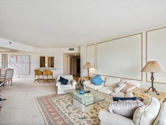 Photo - 2800 Island Blvd Unit 702