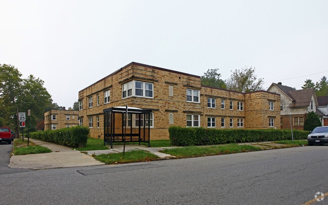 Building Photo - 110 Blymyer