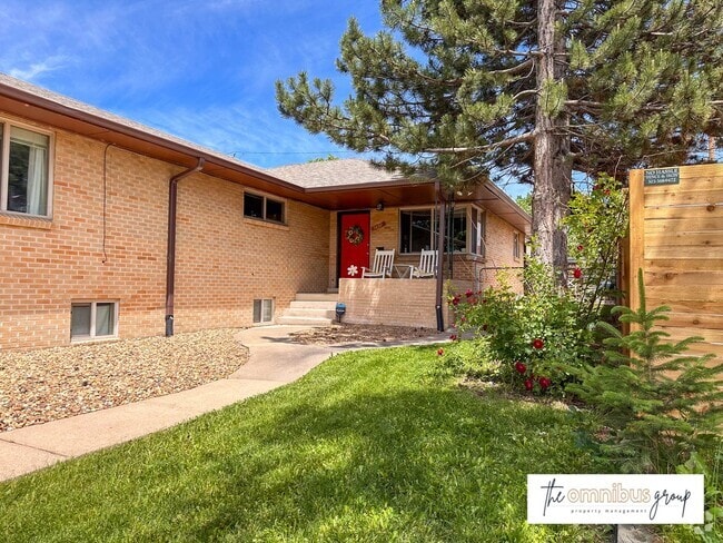 Building Photo - Gaylord St. Unit 1472 Rental