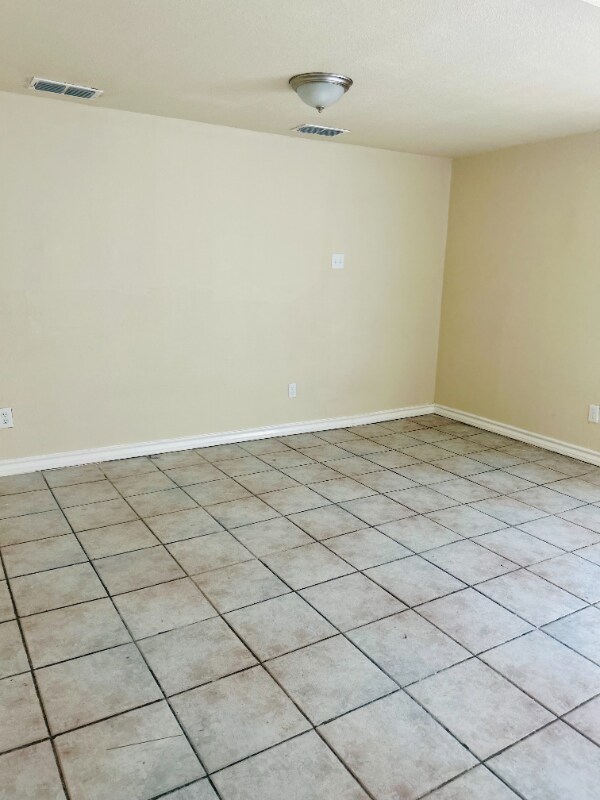 Photo - 3101 E Price St