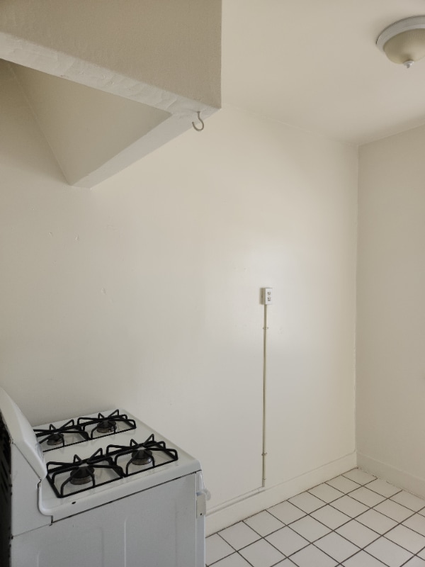 Photo - 1819 Ivar Ave