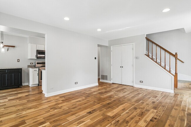 Photo - 452 Kennedy Pl