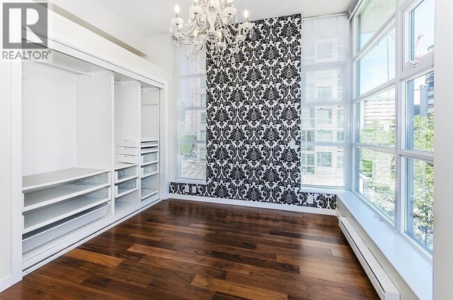 Photo - 1205 Howe St