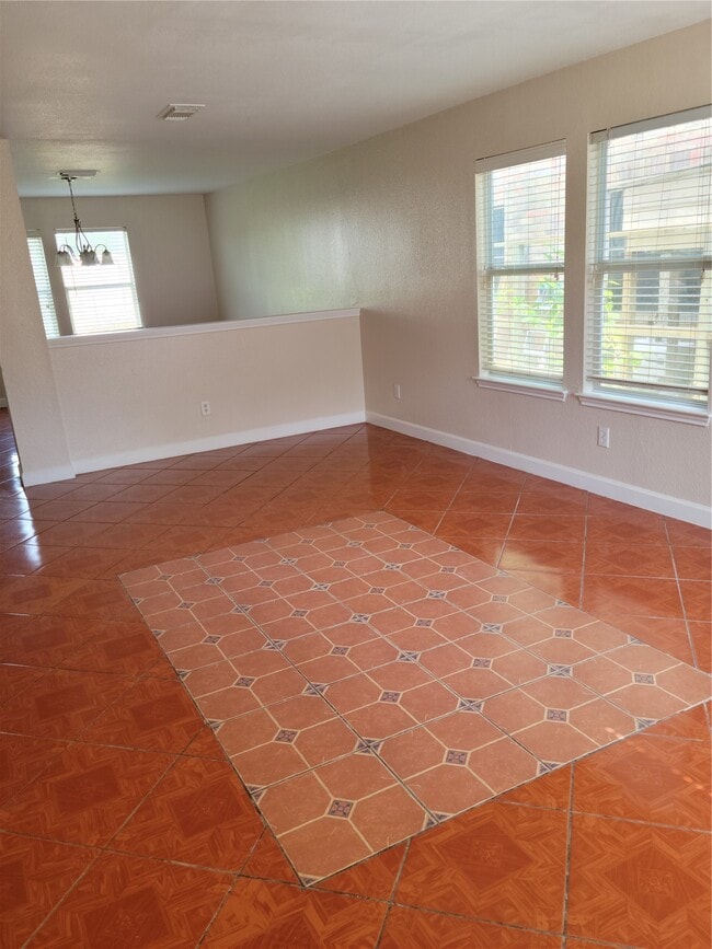 Photo - 7915 Summerfern Ct