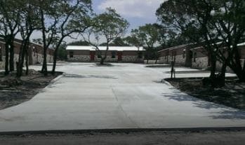 1120 Indian Hollow - 1120 Indian Holw