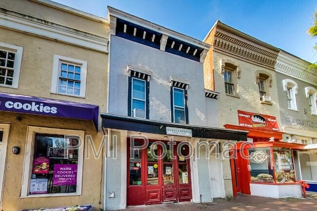 Photo - 3206 O St NW Unit A