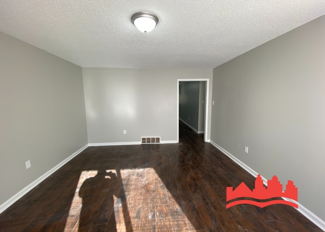 Photo - 4444 Kings Valley Cove W