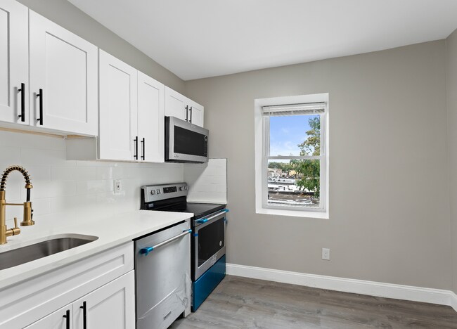 Photo - 1517 W Westmoreland St Unidad 3