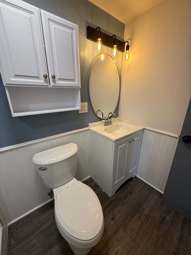 Photo - 636 Nalanui St