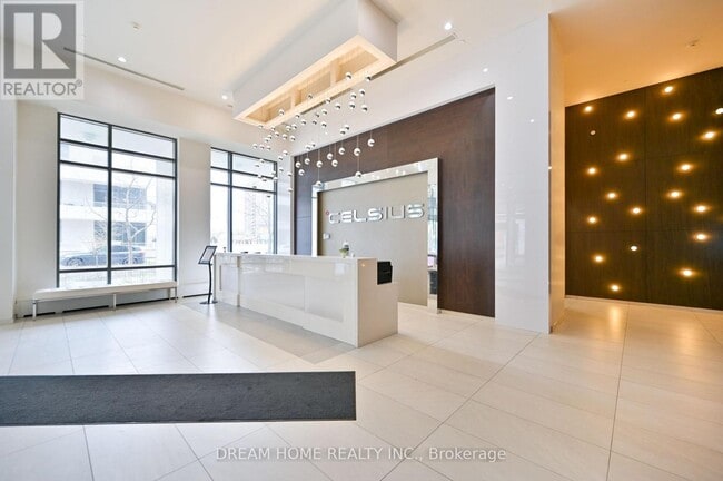 Photo - 68 Canterbury Pl Unit 1702