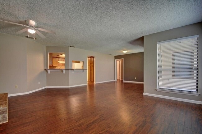 Building Photo - 9204 Sedgemoor Trail Rental