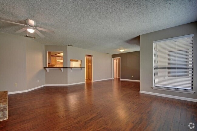 Building Photo - 9204 Sedgemoor Trail Rental