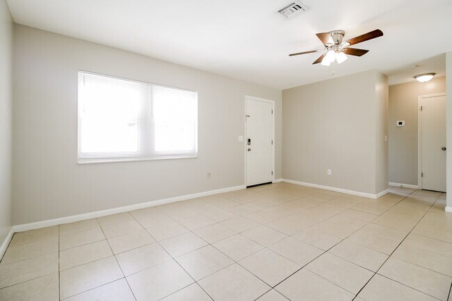 Photo - 431 Muskegon Ave