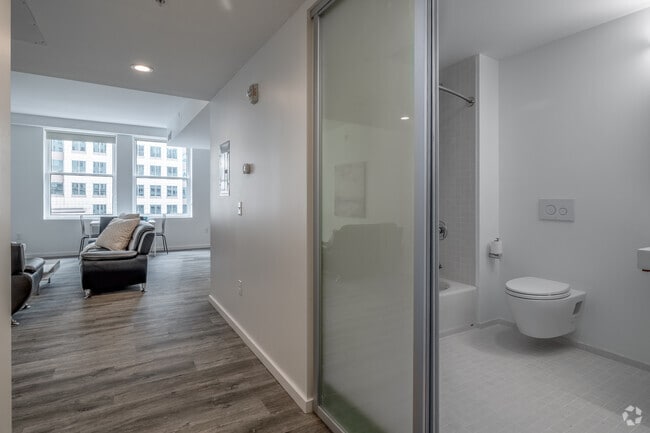 2BD, 1BA - 875-1,371SF
