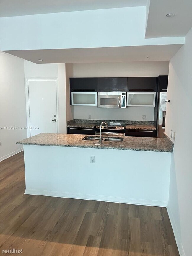 Photo - 1 br, 1 bath Condo - 951 Brickell Ave Apt ... Unit Apt 3001
