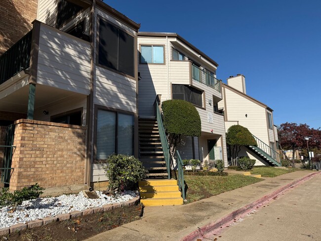 2 Bed 1 Bath in Arlington! Come and See! - 2 Bed 1 Bath in Arlington! Come and See! Casa