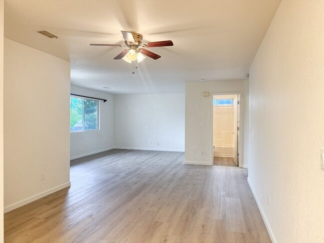 Photo - HOUSE-RIMROCK- GREENHOUSE/SHED INCLUDED