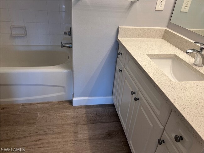 Photo - 1205 Wildwood Lakes Blvd Unidad 5-204