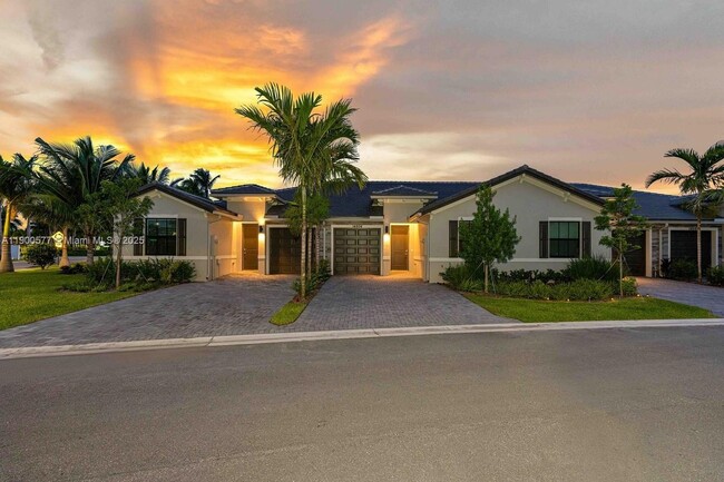 Building Photo - 14800 Cumberland Dr