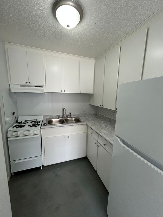 Photo - 210 E Parkway Dr Unit D