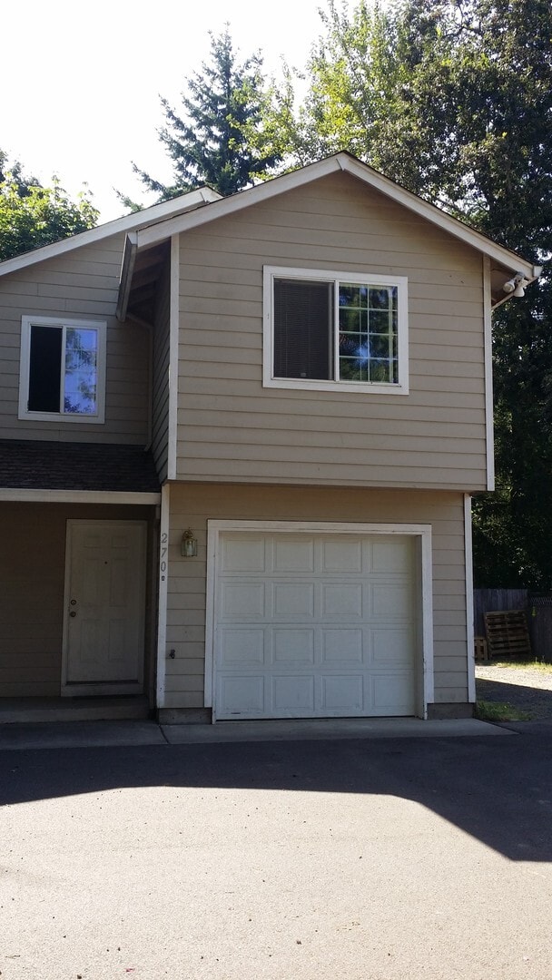 Photo - 270 SE Edwards Dr Unit A