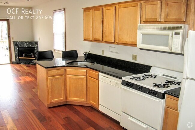 Building Photo - 745 S 20th St Unit 2 Rental