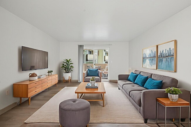 Photo - Arnada Pointe Apartments