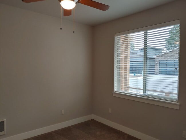 Photo - Beautiful Low Maintenance Home in Gated Community