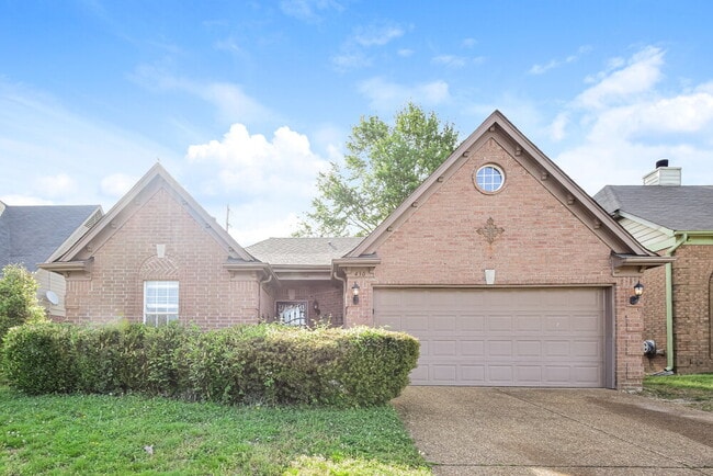 Building Photo - 430 N Ericson Rd