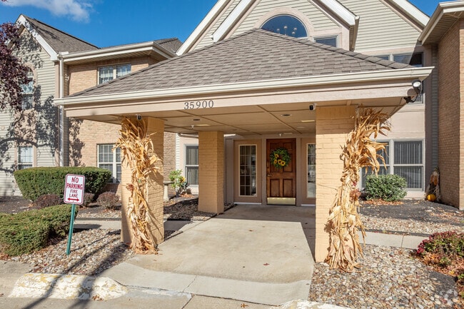 Entrance - The Northridge