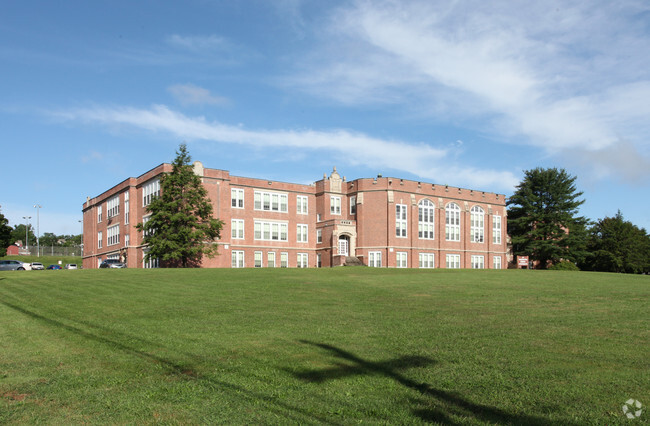 Washington School Apartments - Washington School Apartments