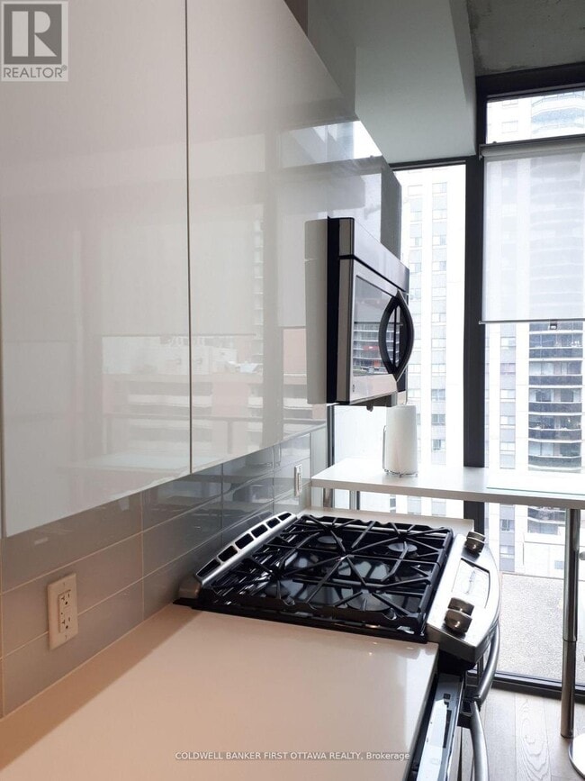 Photo - 224 Lyon St. N Unité 1008