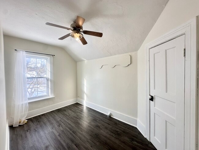 Photo - Adelaide St South - Lindsay