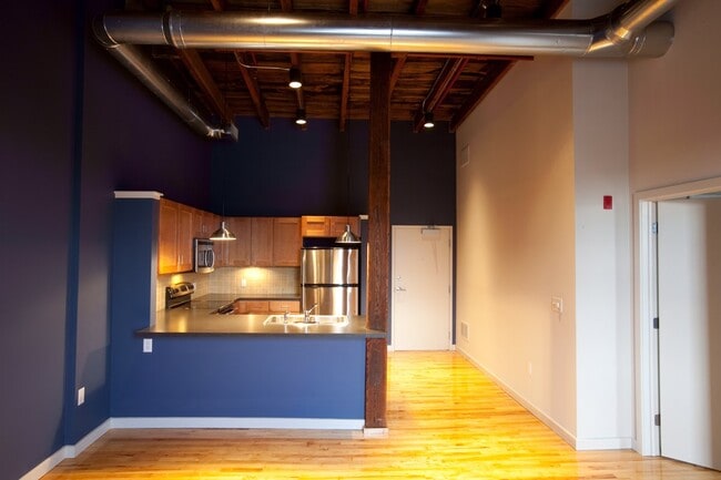 Photo - 425 N Prince St Unidad 302