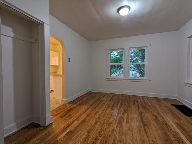 Photo - 6534 Deary St