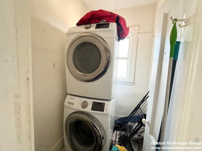 Photo - 10 Wave Ave Unit #3