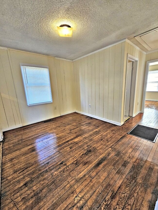 Photo - HOUSE FOR RENT - DECATUR NW