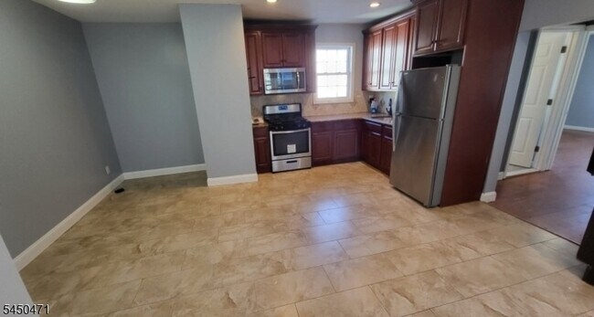 45 Highland Ave
