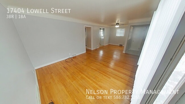 Photo - 17404 Lowell St