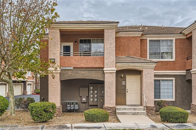 Building Photo - 1501 Truett St Unit 202