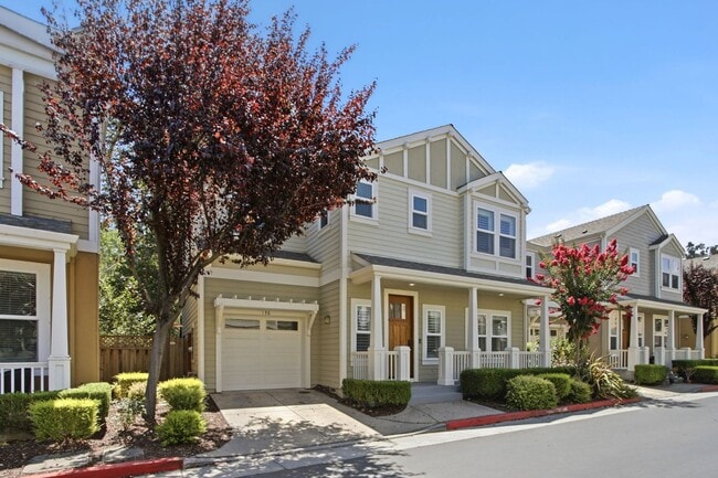 Photo - 136 Creekside Village Dr