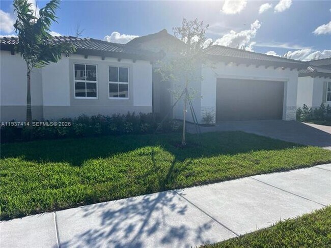 Photo - 2422 SE 30th St