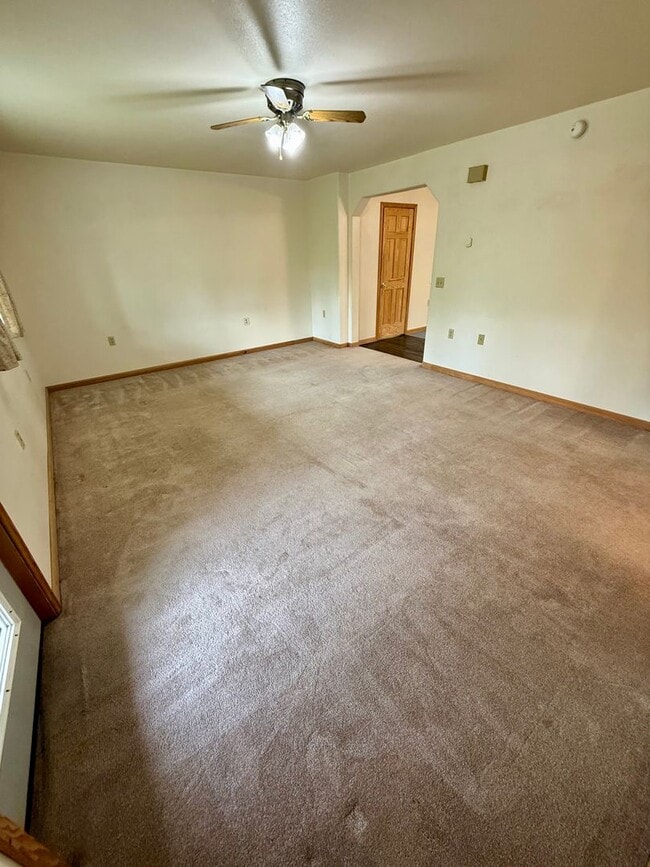 Photo - 2586 Stellar Way Unit A