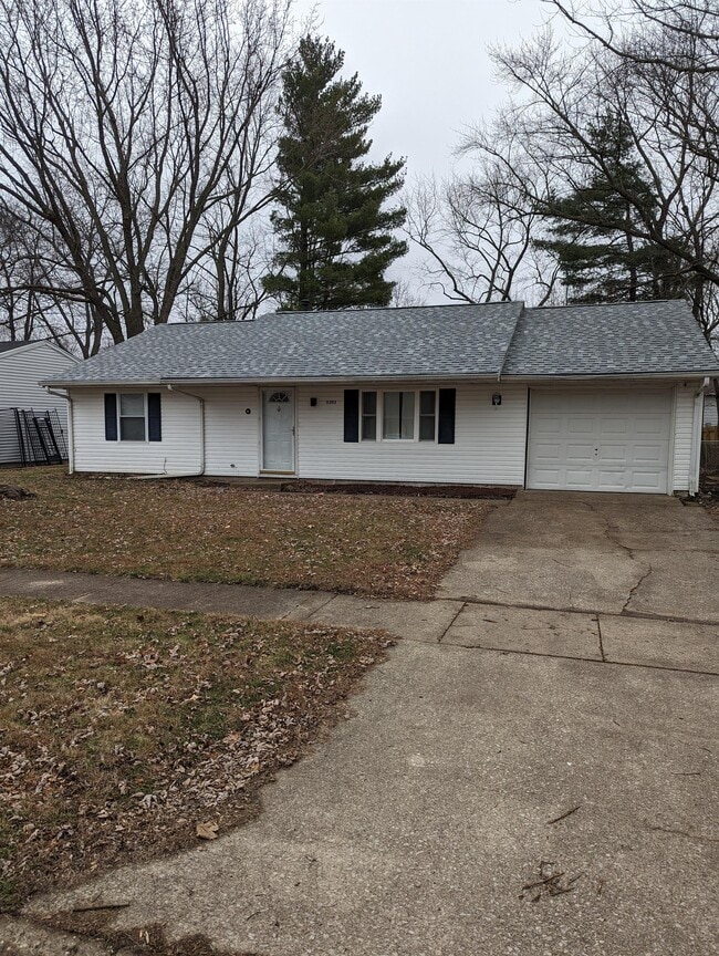 Photo - 3303 Sylvan Dr House