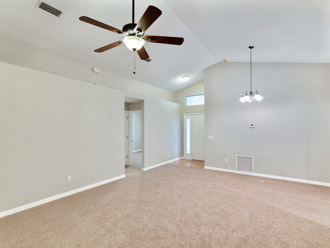 Photo - 343 S Lancelot Ave