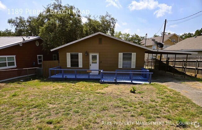 Building Photo - 2-Bedroom Lakeside Retreat on Medina Lake Rental