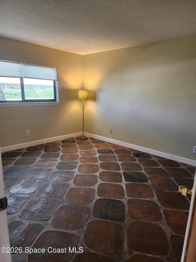 Photo - 1145 N Shannon Ave Unit 33