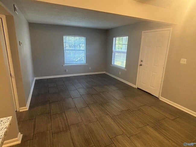 Building Photo - 3422 Glen Park Cir NW Unit B